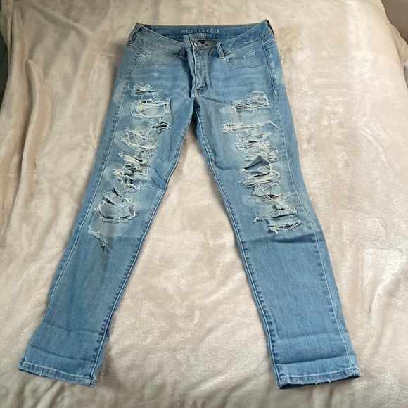 American Eagle Women’s Ripped Jean Jeggings High Rise size 14 regular - Picture 1 of 4